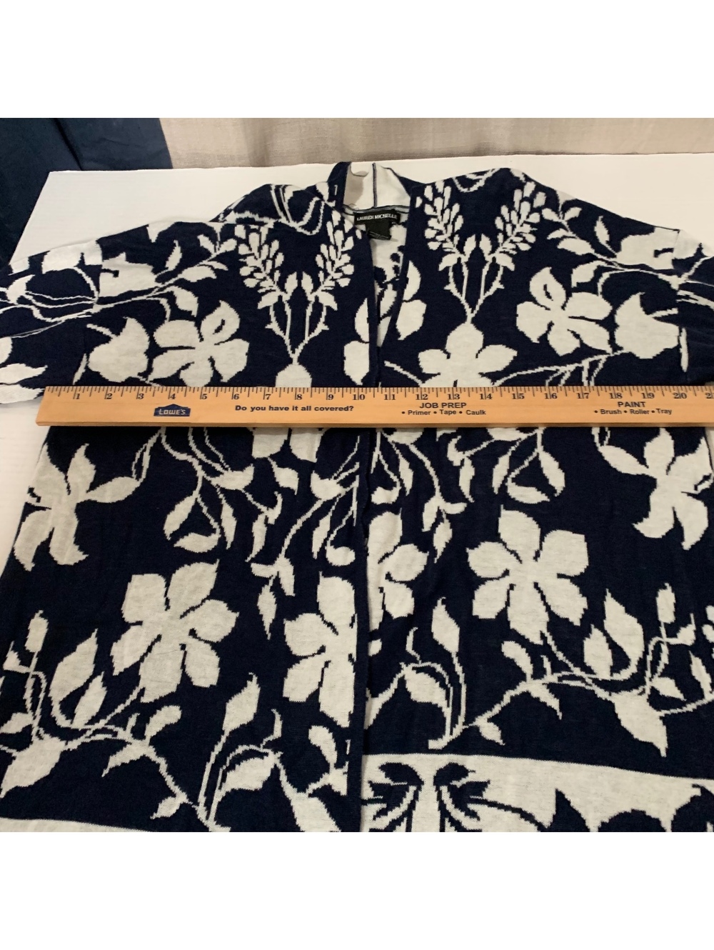 Lauren Michelle navy and white floral cardigan size L - Picture 3 of 7